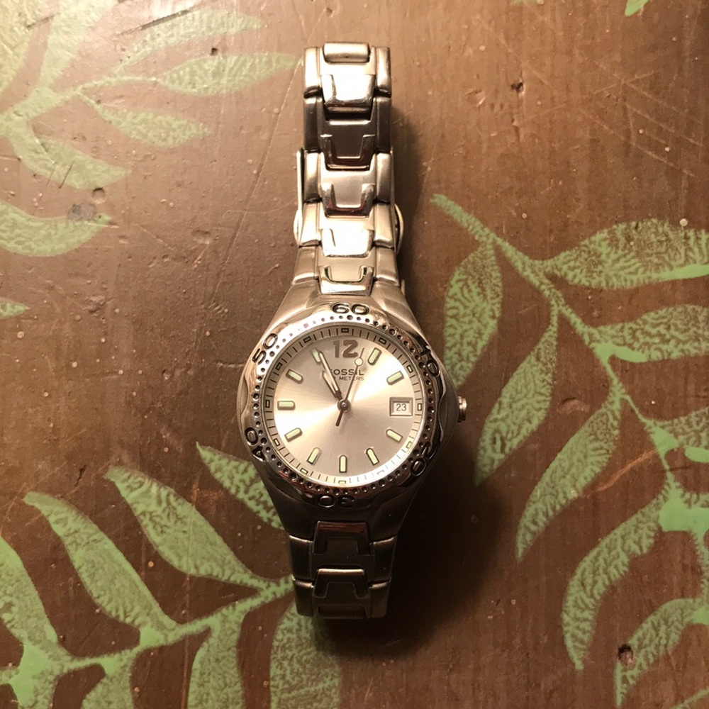 Women’s Sporty Fossil Watch